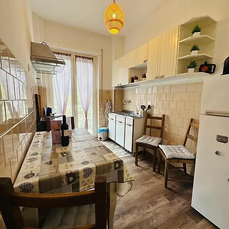 Etni Casa *